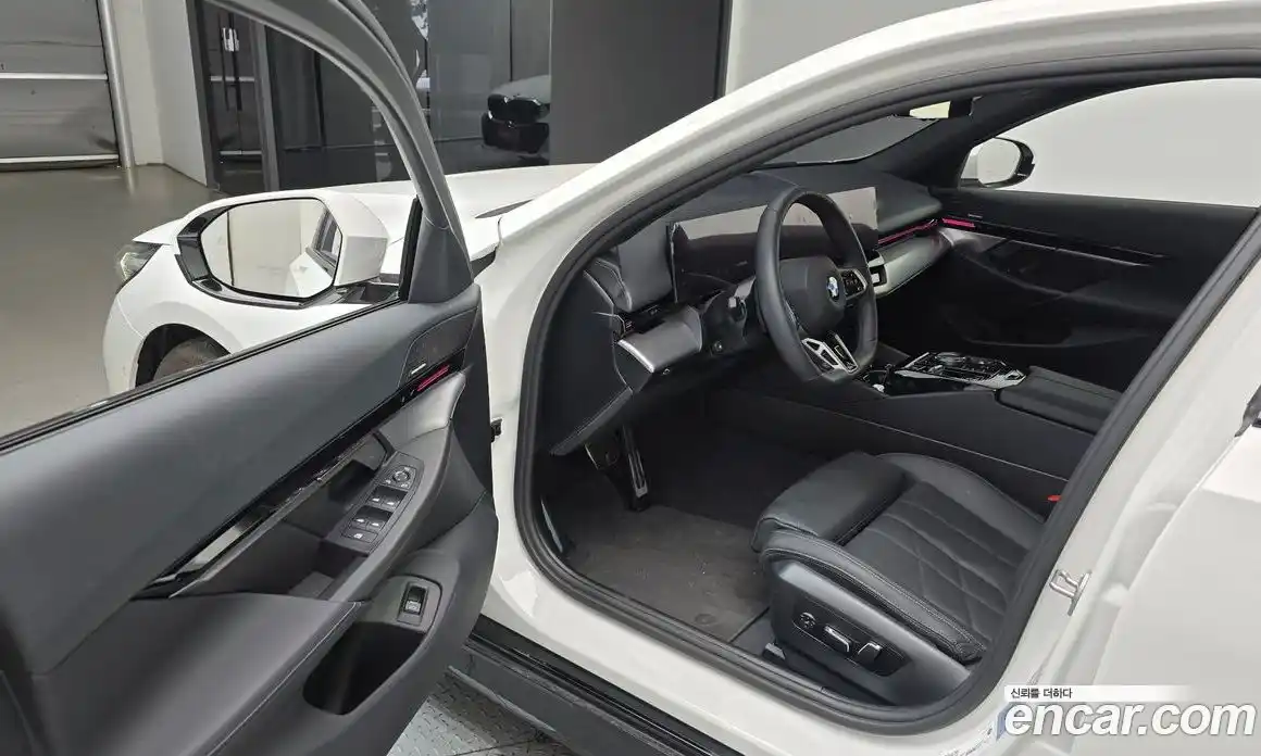 BMW 5 серия 2024 2.0 автомат (гидро), фото 13