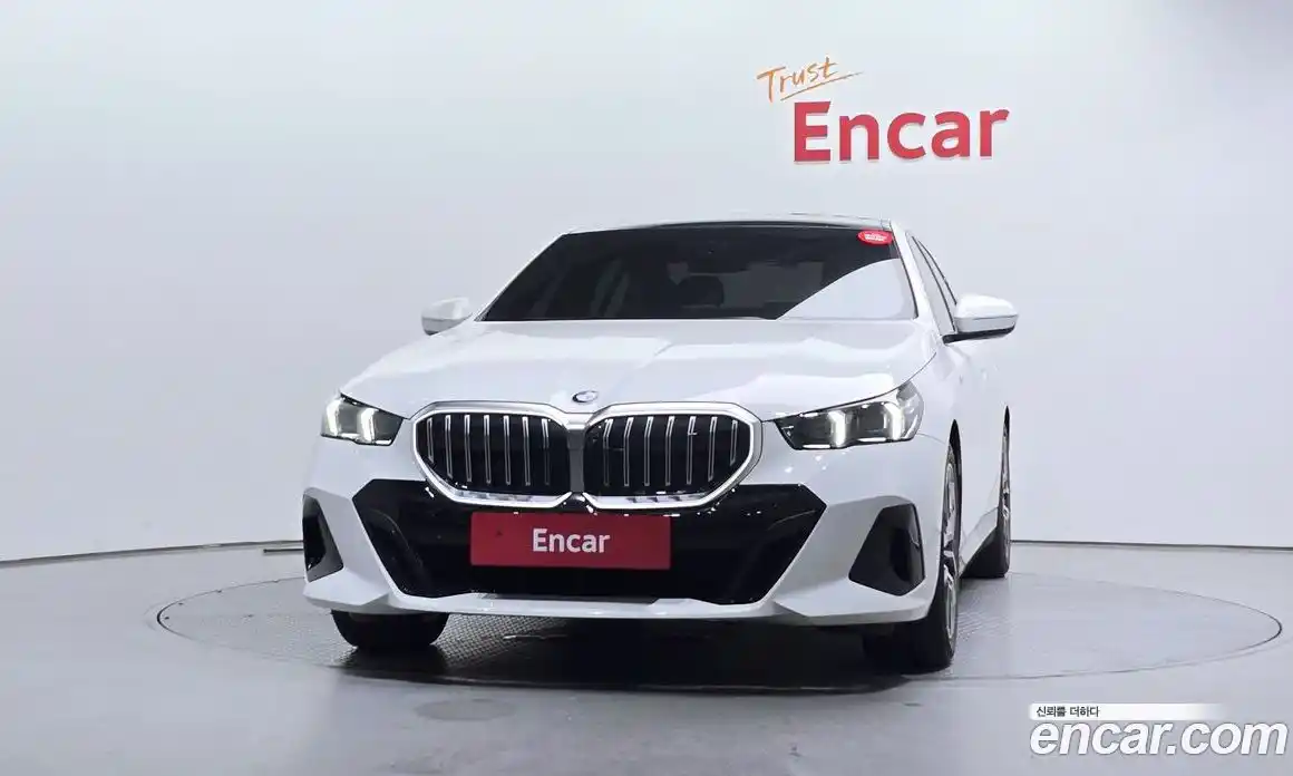 BMW 5 серия 2024 2.0 автомат (гидро), фото 3