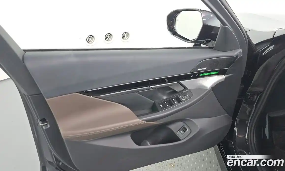 BMW 5 серия 2024 2.0 автомат (гидро), фото 14