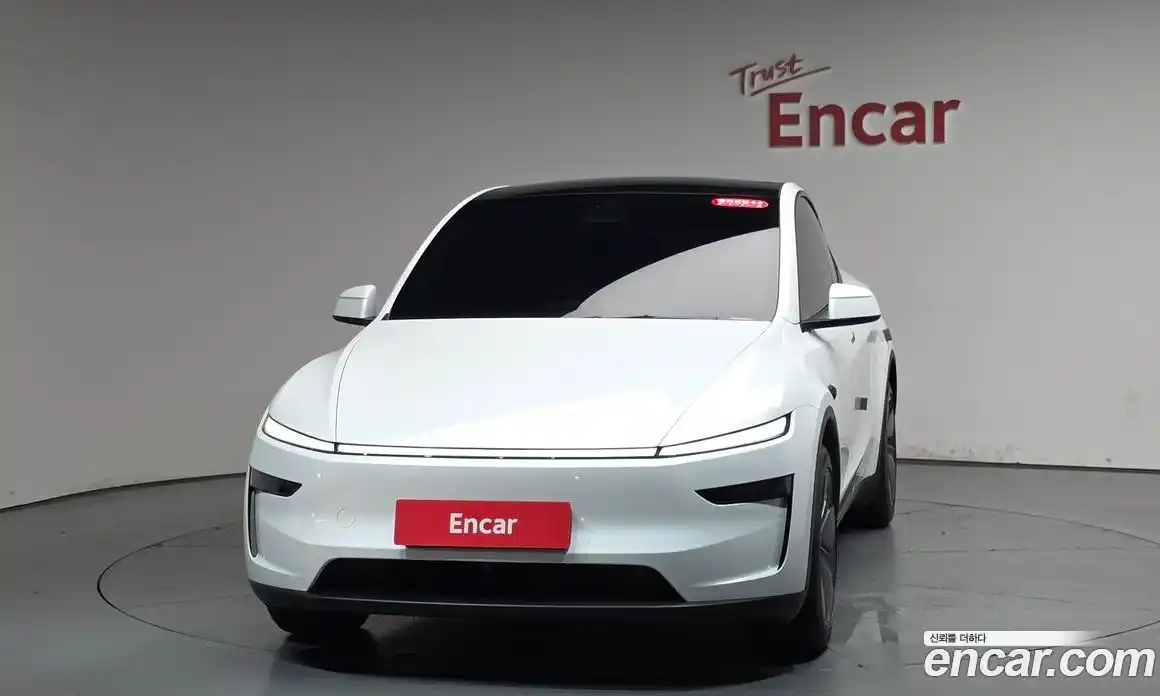 Tesla Model Y 2025 0.2 автомат (гидро), фото 2 Tesla Model Y 2025 0.2 автомат (гидро), фото 2