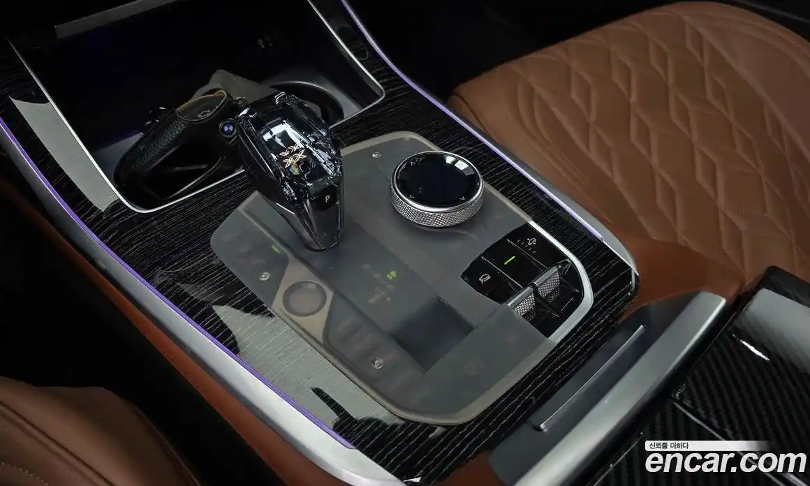 BMW X7 2022 3.0 автомат (гидро), фото 12