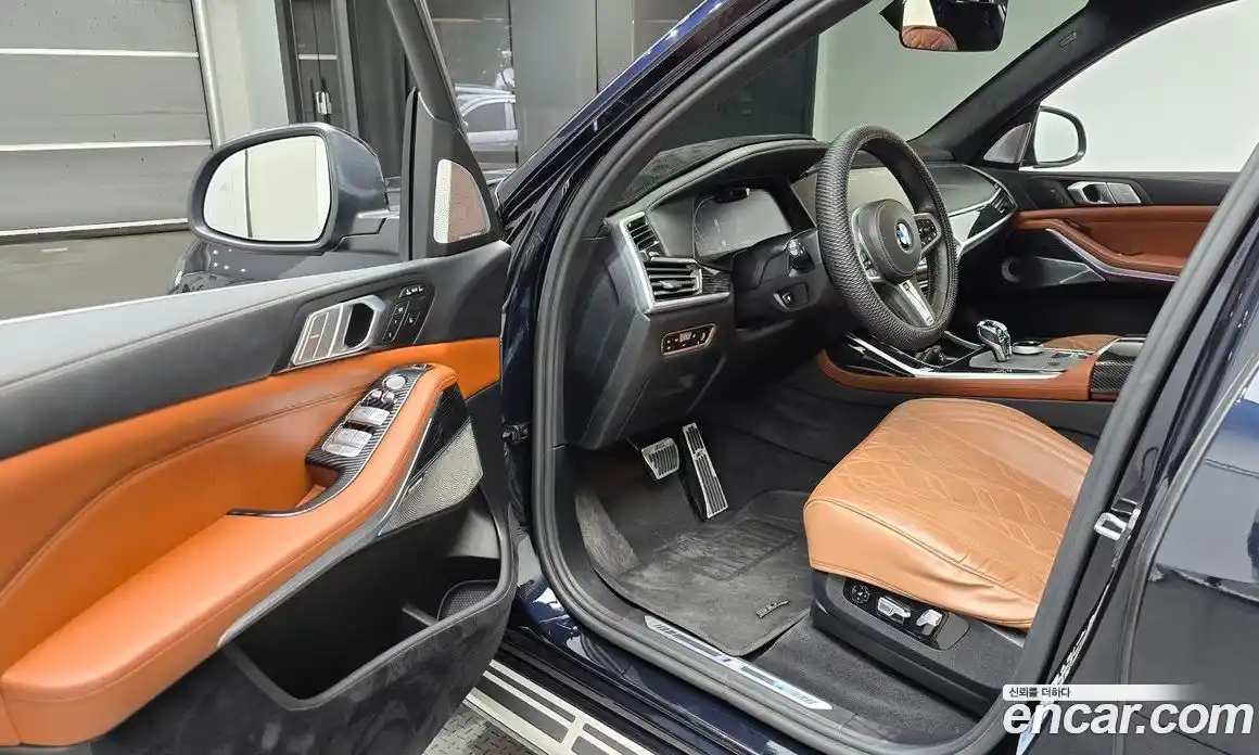 BMW X7 2022 3.0 автомат (гидро), фото 13