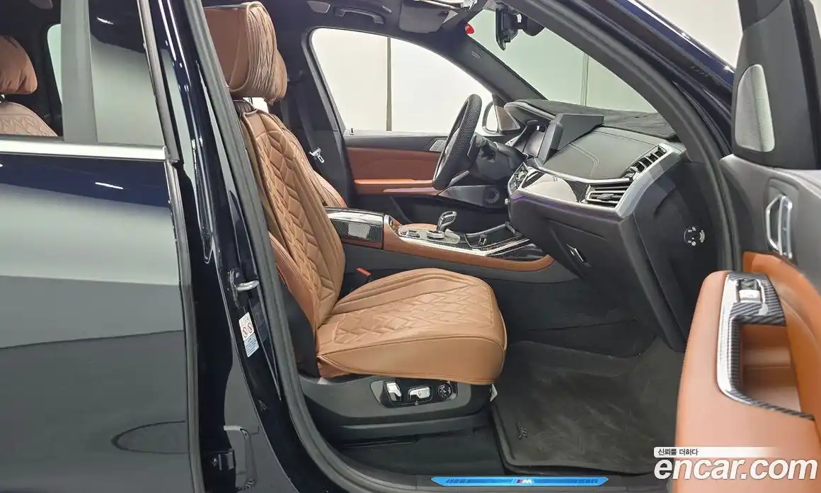 BMW X7 2022 3.0 автомат (гидро), фото 16