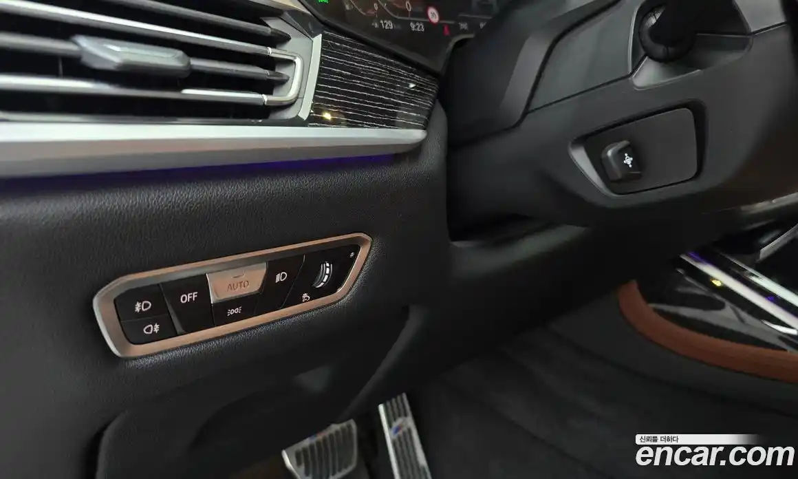 BMW X7 2022 3.0 автомат (гидро), фото 26