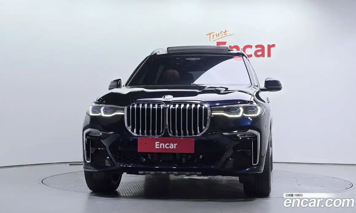 BMW X7 2022 3.0 автомат (гидро), фото 3