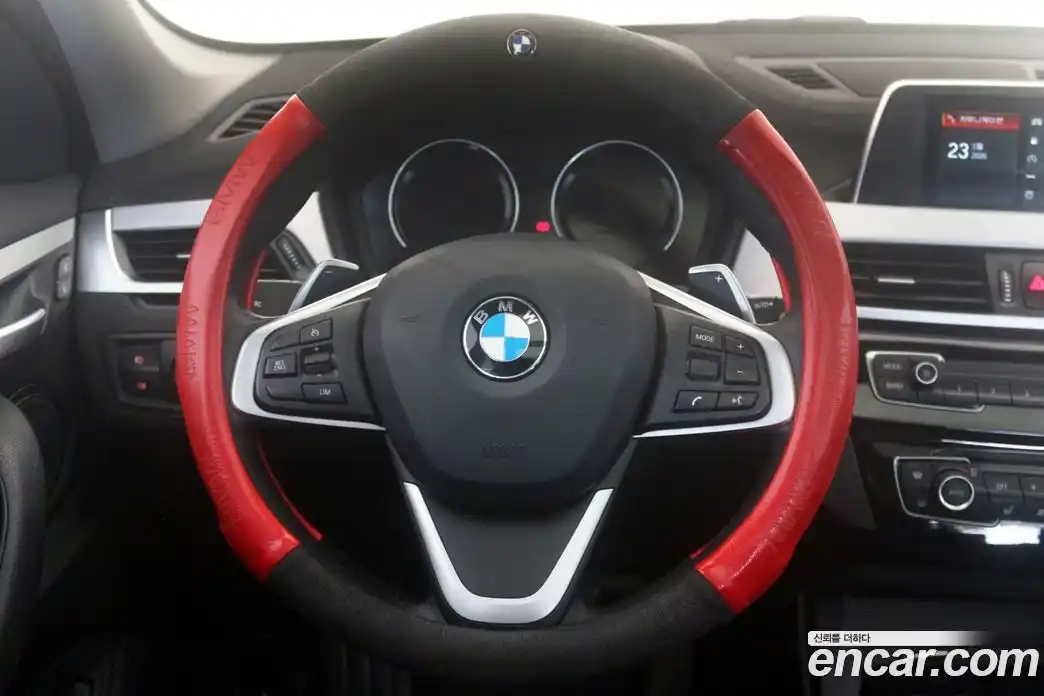 BMW X1 2019 2.0 автомат (гидро), фото 19