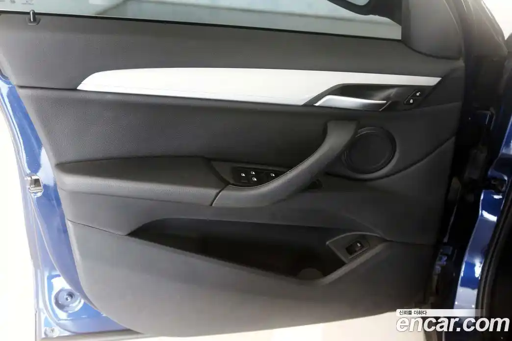 BMW X1 2019 2.0 автомат (гидро), фото 20