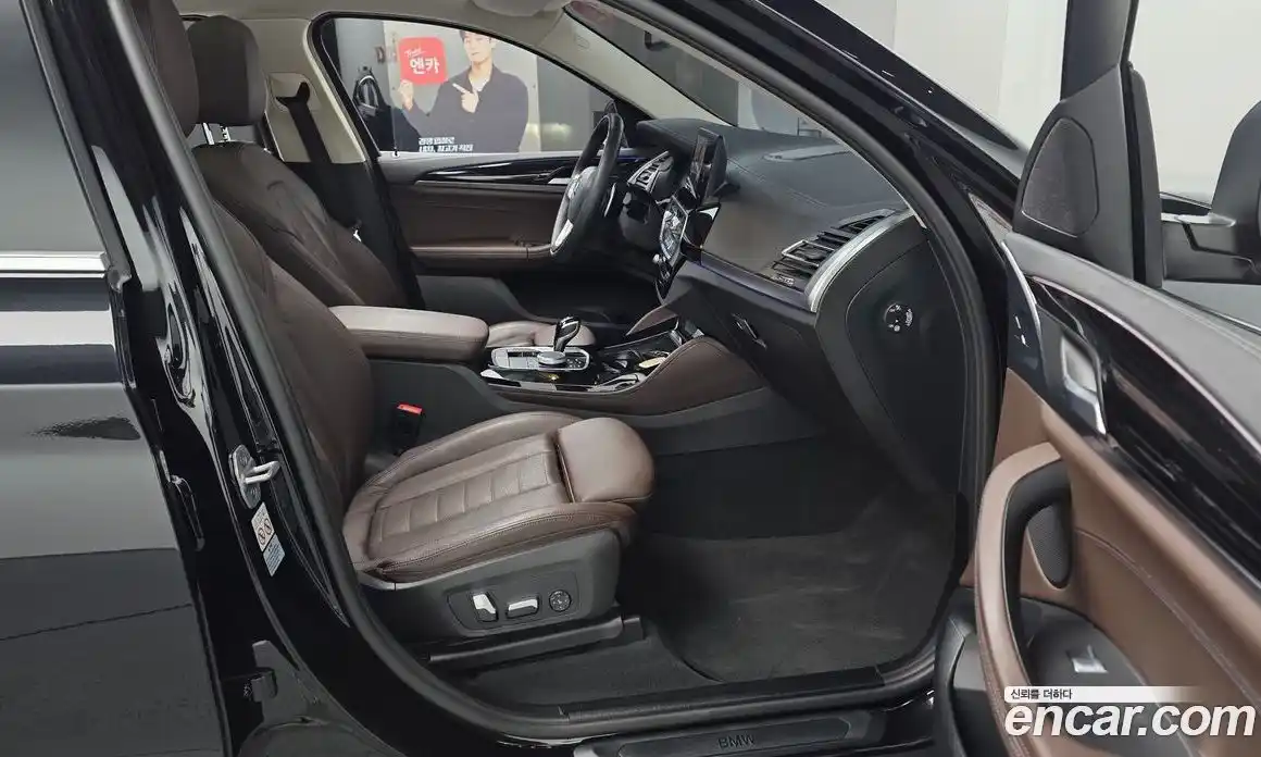 BMW X4 2023 2.0 автомат (гидро), фото 17
