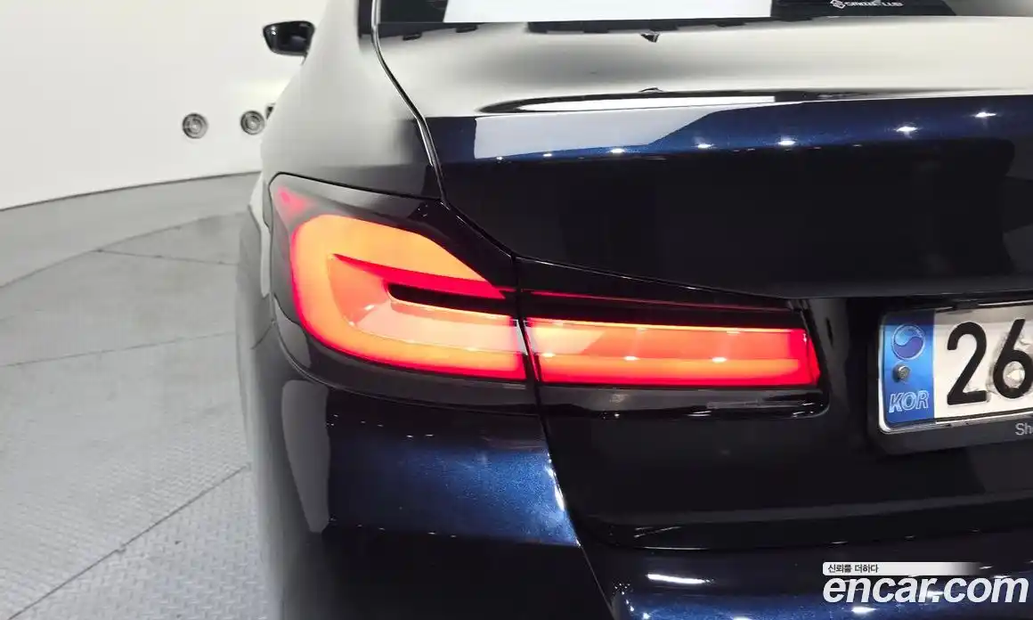 BMW 5 серия 2021 2.0 автомат (гидро), фото 6