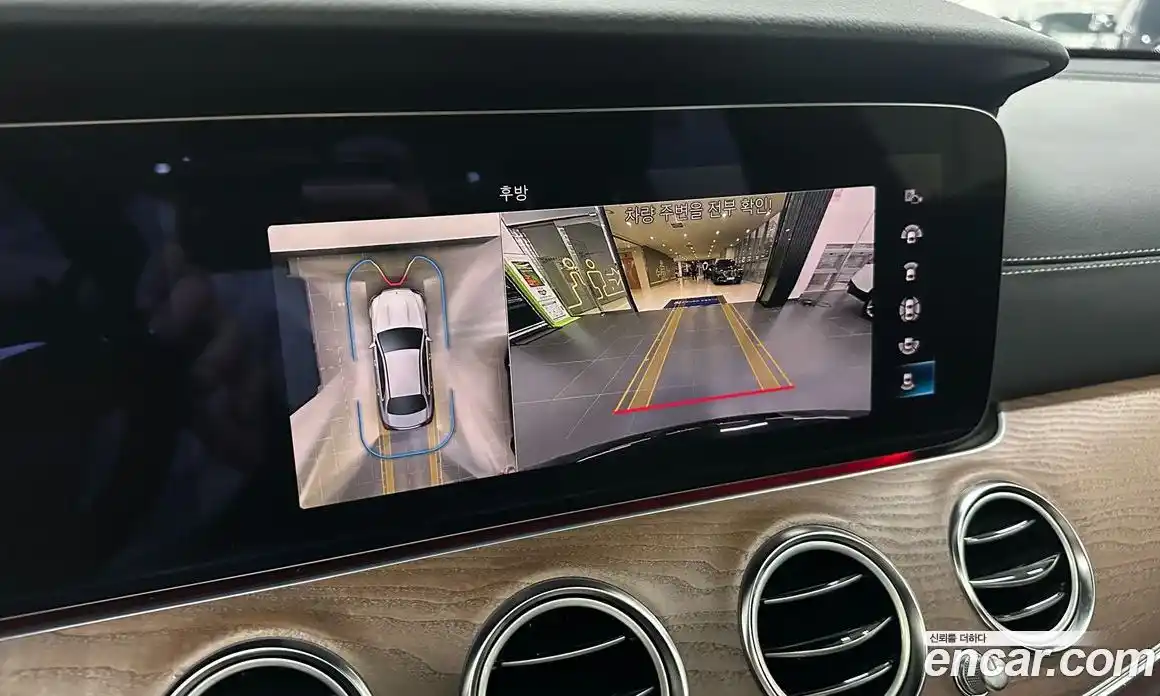 Mercedes-Benz E-Class 2023 2.0 автомат (гидро), фото 19