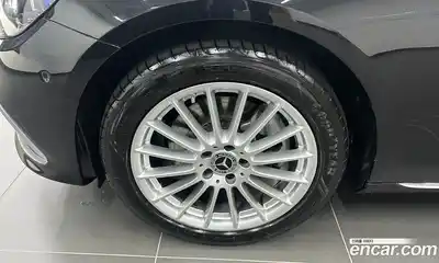 Mercedes-Benz E-Class 2023 2.0 автомат (гидро), миниатюра 5
