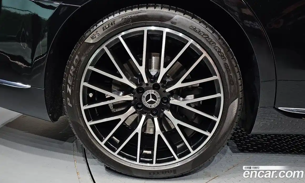 Mercedes-Benz S-Class 2022 4.0 автомат (гидро), фото 7