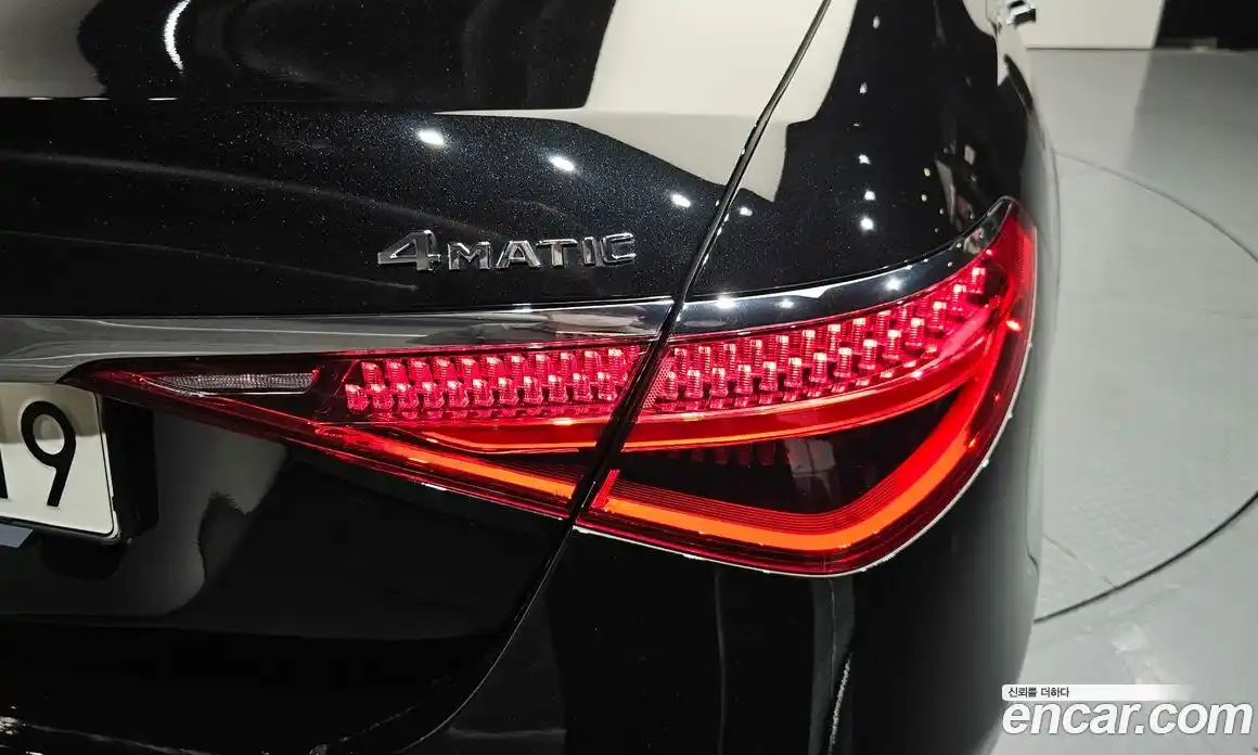 Mercedes-Benz S-Class 2022 4.0 автомат (гидро), фото 9