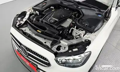 Mercedes-Benz E-Class 2021 2.0 автомат (гидро), миниатюра 6