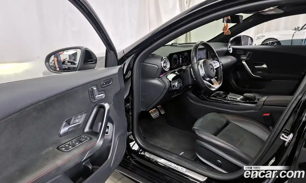 Mercedes-Benz A-Class 2021 2.0 гидро, фото 10 Mercedes-Benz A-Class 2021 2.0 гидро, фото 10