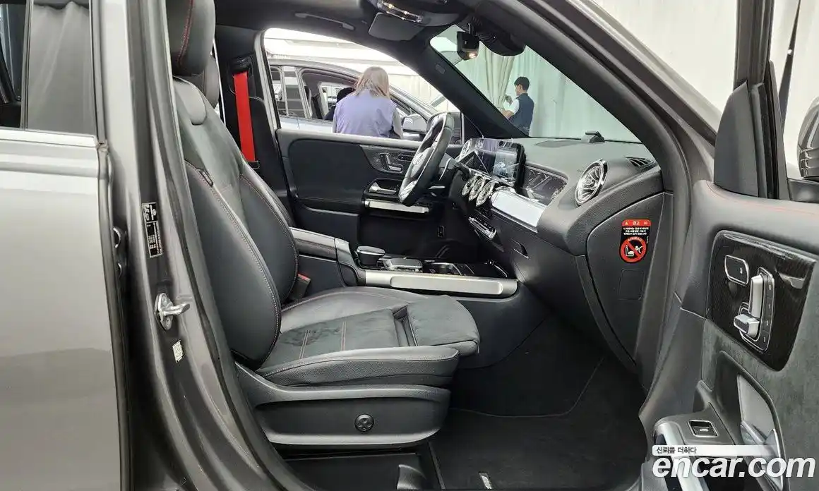 Mercedes-Benz GLB-Class 2022 2.0 гидро, фото 11 Mercedes-Benz GLB-Class 2022 2.0 гидро, фото 11