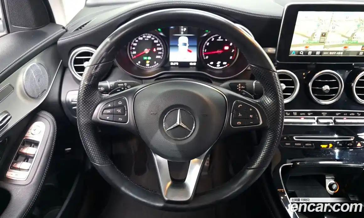 Mercedes-Benz GLC-Class 2019 2.0 гидро, фото 14 Mercedes-Benz GLC-Class 2019 2.0 гидро, фото 14
