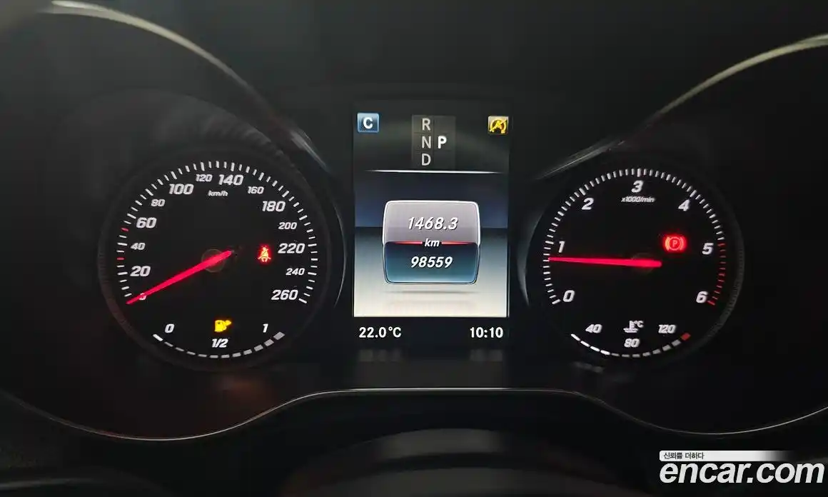 Mercedes-Benz GLC-Class 2018 2.1 гидро, фото 11 Mercedes-Benz GLC-Class 2018 2.1 гидро, фото 11