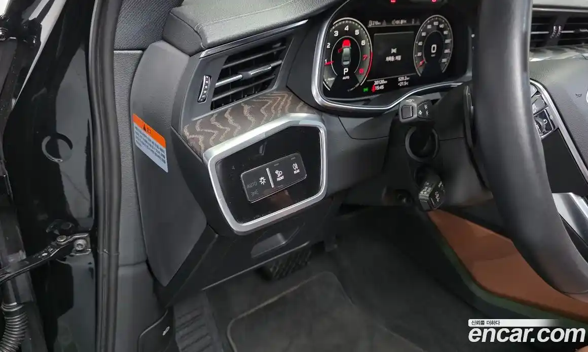 Audi A6 2021 2.0 автомат (гидро), фото 26