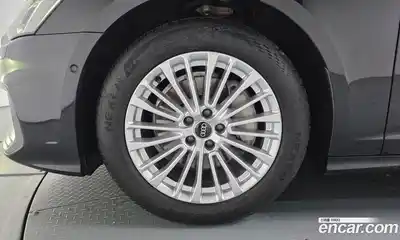 Audi A6 2021 2.0 автомат (гидро), миниатюра 4