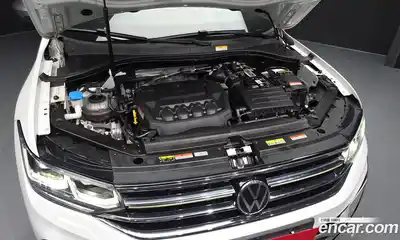 Volkswagen Tiguan 2023 2.0 автомат (гидро), миниатюра 6