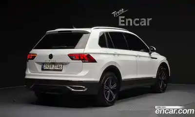 Volkswagen Tiguan 2021 2.0 автомат (гидро), миниатюра 2