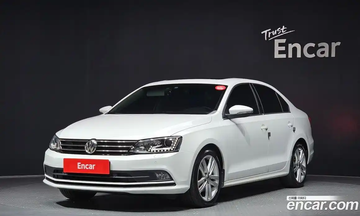 Volkswagen Jetta 2015 2.0 автомат (гидро), фото 1