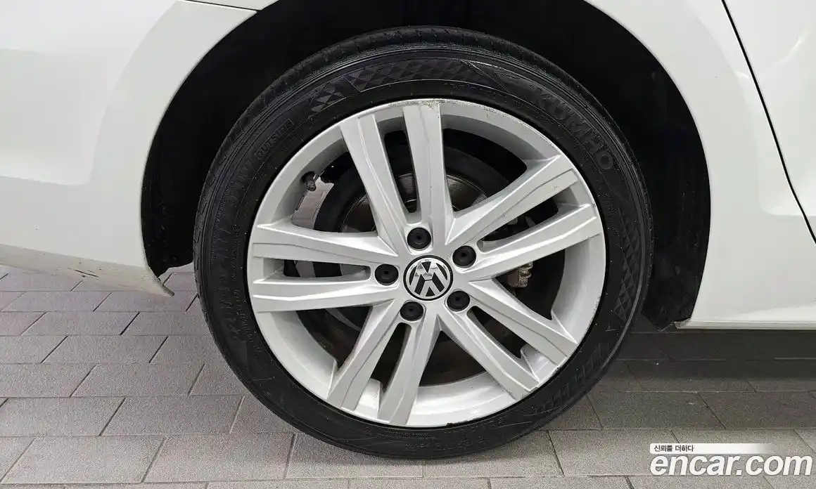 Volkswagen Jetta 2015 2.0 автомат (гидро), фото 5