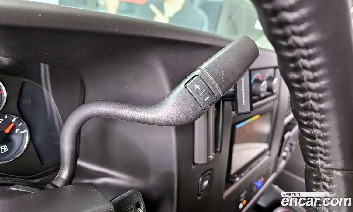GMC Savana 2020 6.0 автомат (гидро), фото 12