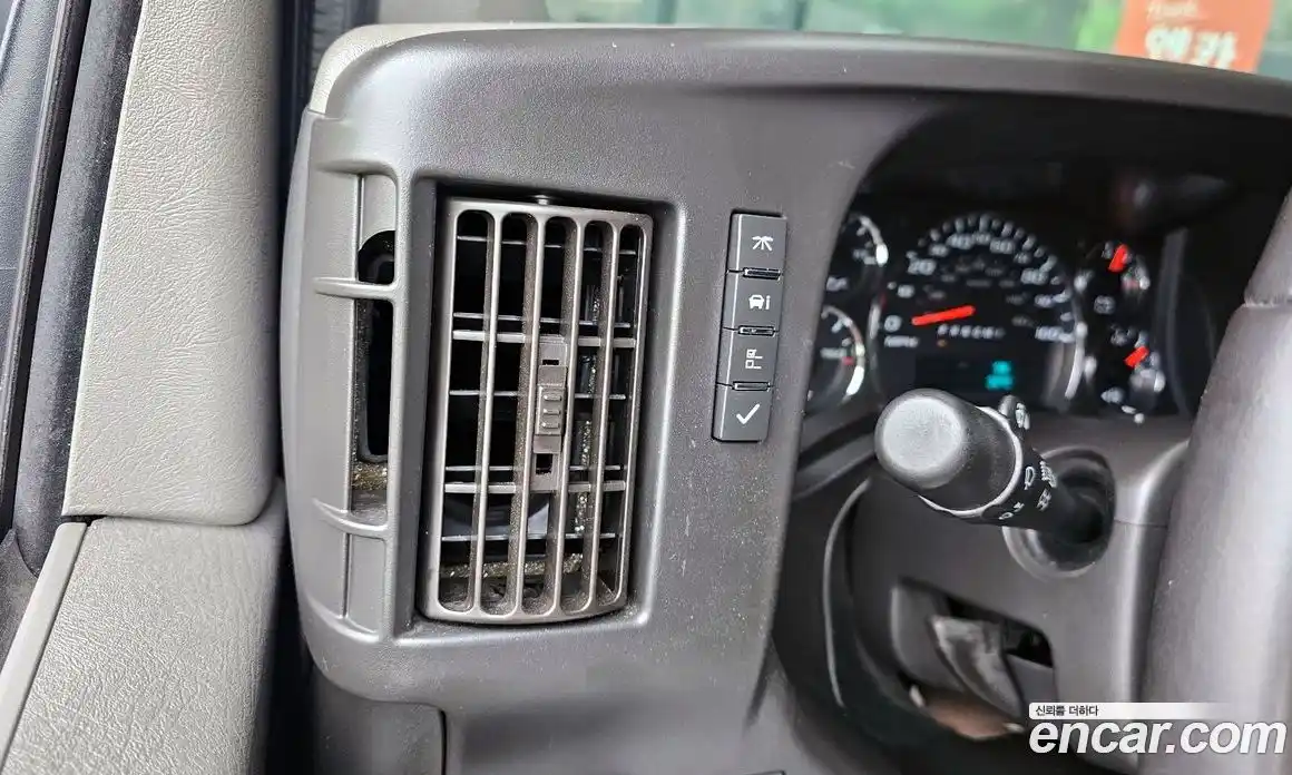GMC Savana 2020 6.0 автомат (гидро), фото 25