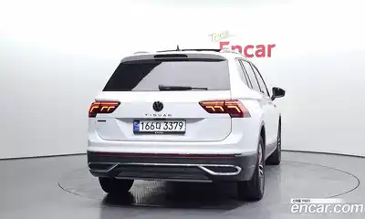 Volkswagen Tiguan 2023 2.0 автомат (гидро), миниатюра 4