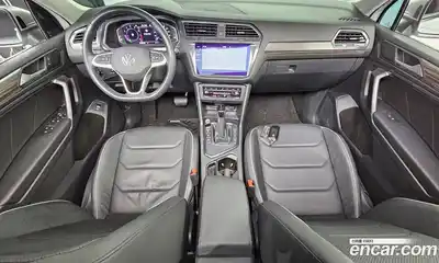 Volkswagen Tiguan 2023 2.0 автомат (гидро), миниатюра 7