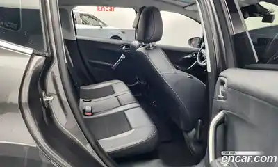 Peugeot 2008 2018 1.6 автомат (гидро), миниатюра 12