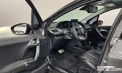 Peugeot 2008 2018 1.6 автомат (гидро), миниатюра 10