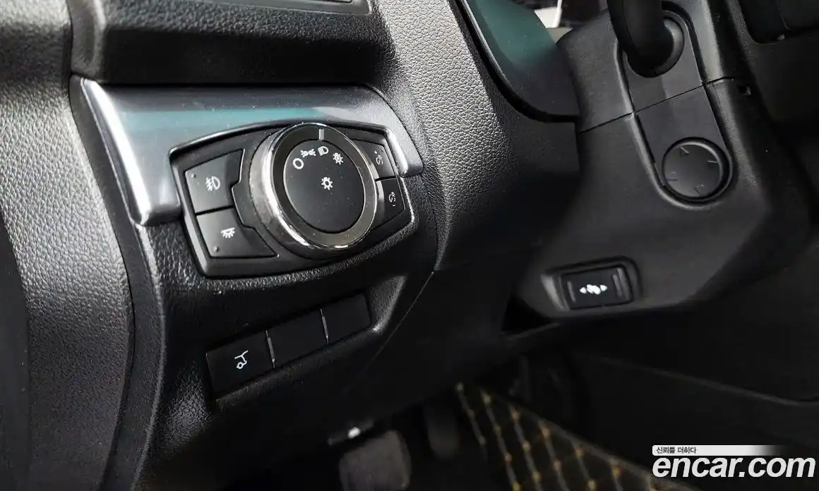 Ford Explorer 2016 2.3 автомат (гидро), фото 22