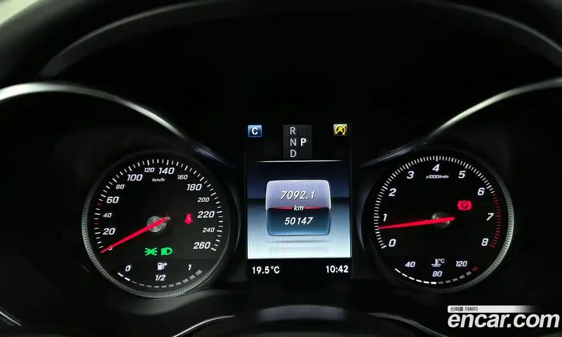 Mercedes-Benz C-Class 2017 2.0 автомат (гидро), фото 11