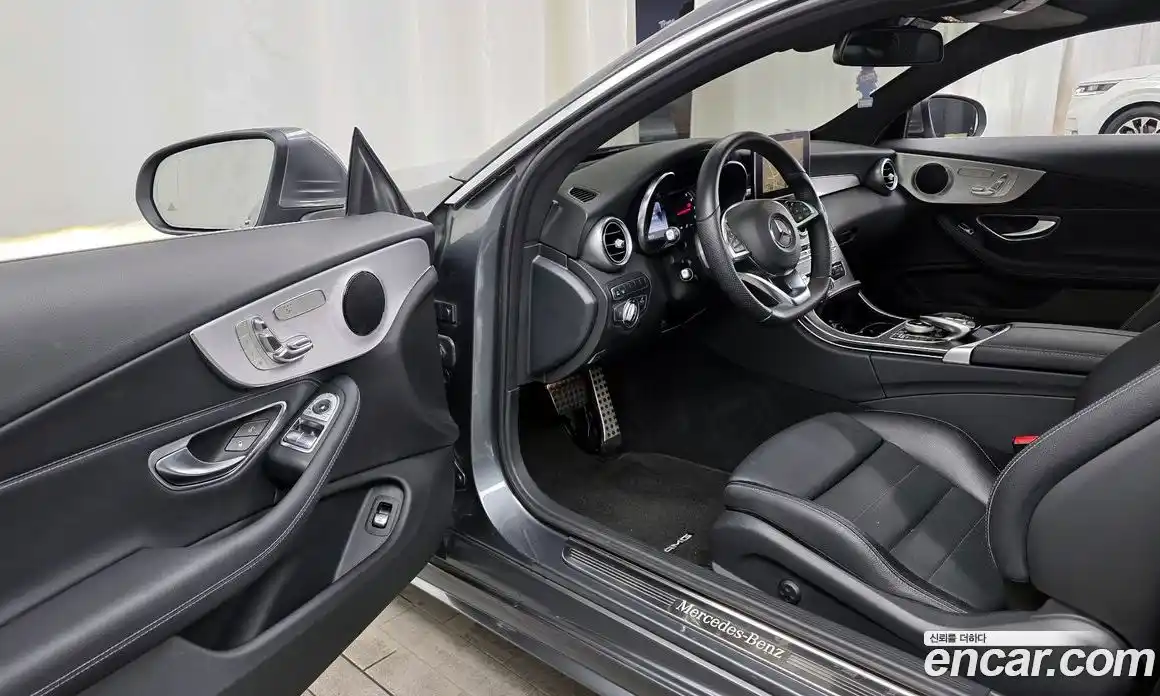 Mercedes-Benz C-Class 2017 2.0 автомат (гидро), фото 13