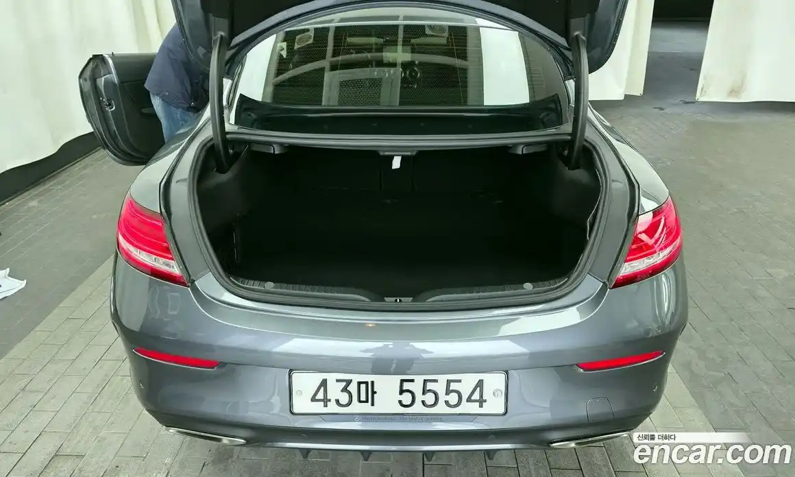 Mercedes-Benz C-Class 2017 2.0 автомат (гидро), фото 26