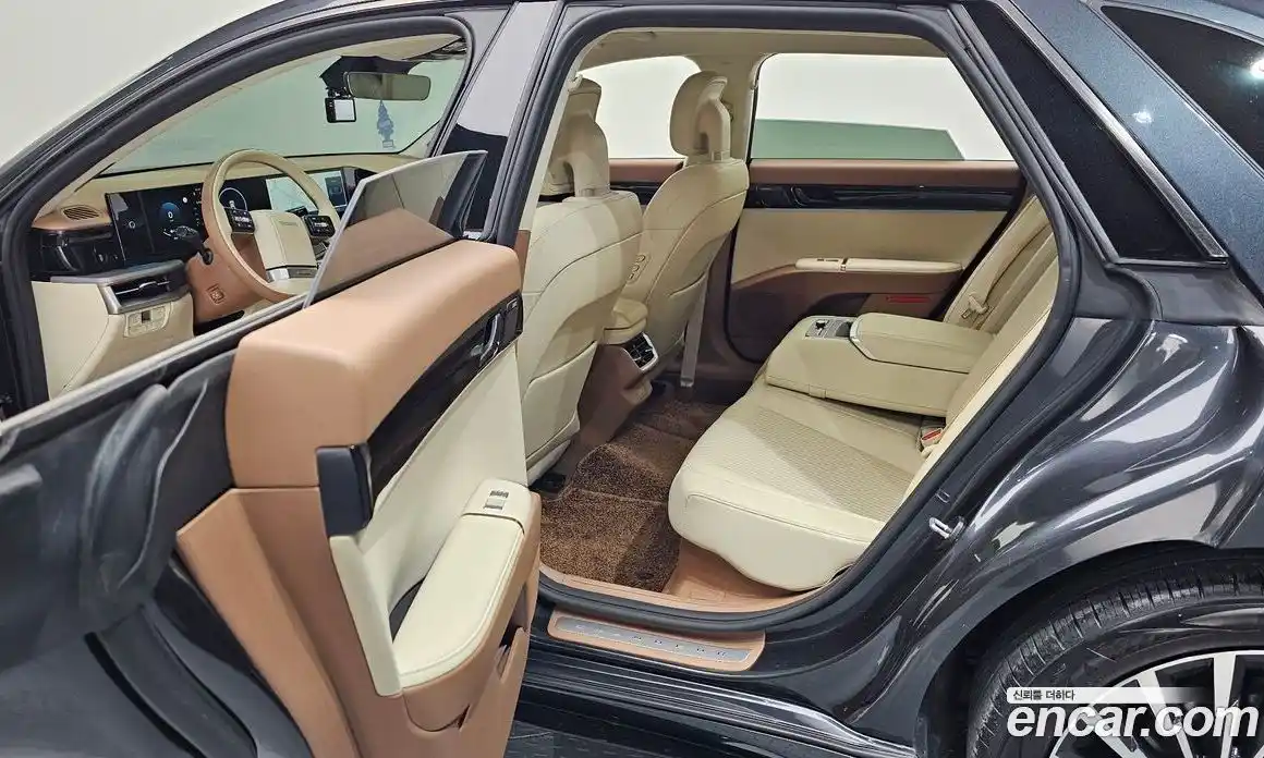 Hyundai Grandeur 2023 1.6 автомат (гидро), фото 17