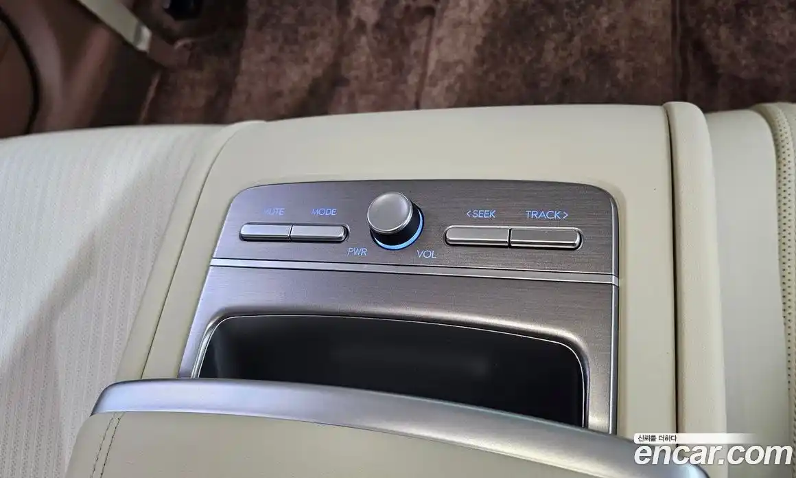 Hyundai Grandeur 2023 1.6 автомат (гидро), фото 23