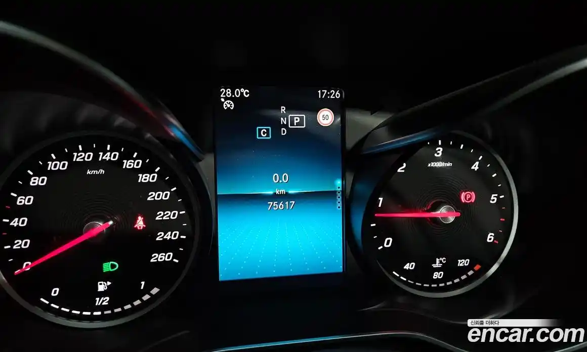 Mercedes-Benz C-Class 2019 1.9 гидро, фото 7 Mercedes-Benz C-Class 2019 1.9 гидро, фото 7