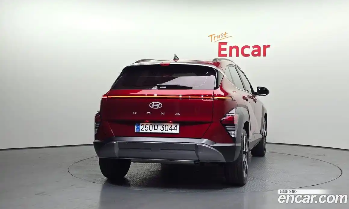 Hyundai Kona 2024 1.6 автомат (гидро), фото 4