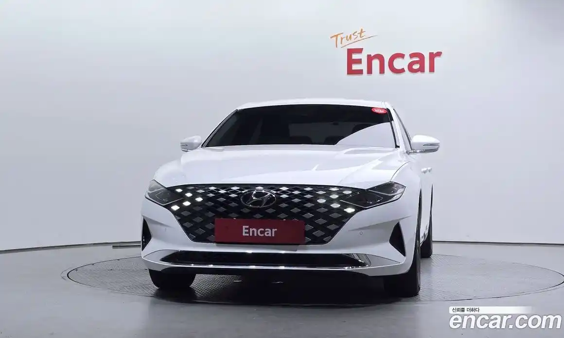 Hyundai Grandeur 2022 3.0 автомат (гидро), фото 3