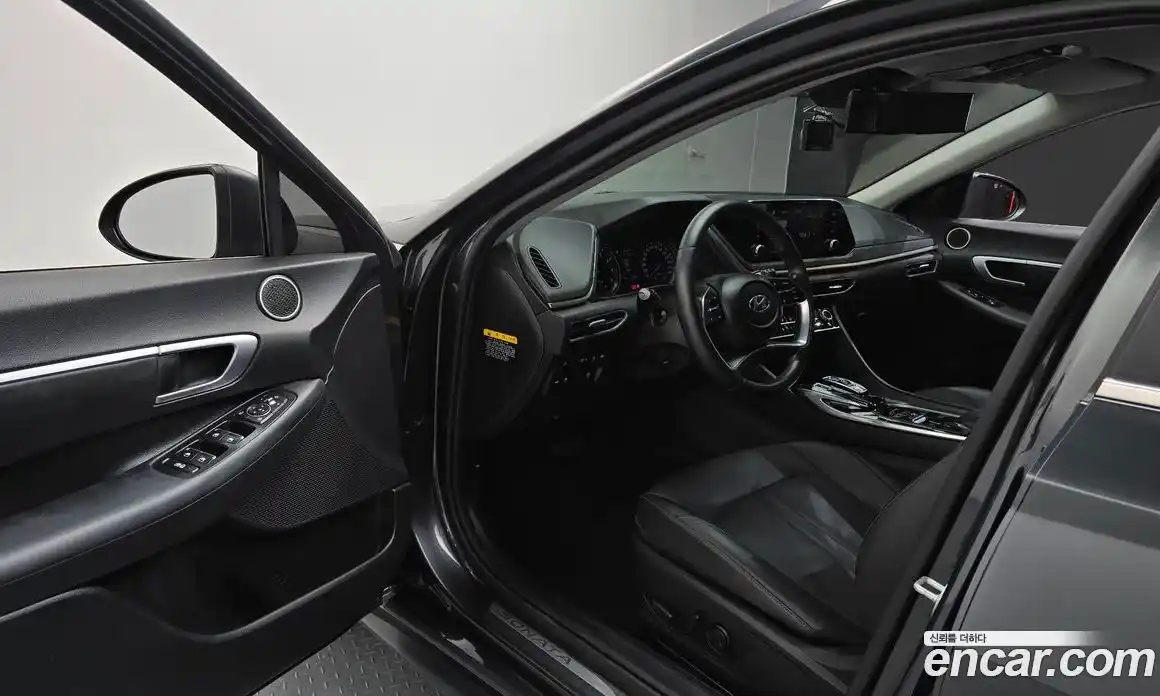 Hyundai Sonata 2019 2.0 автомат (гидро), фото 13