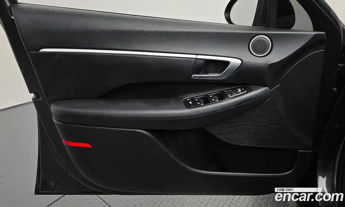 Hyundai Sonata 2019 2.0 автомат (гидро), фото 14