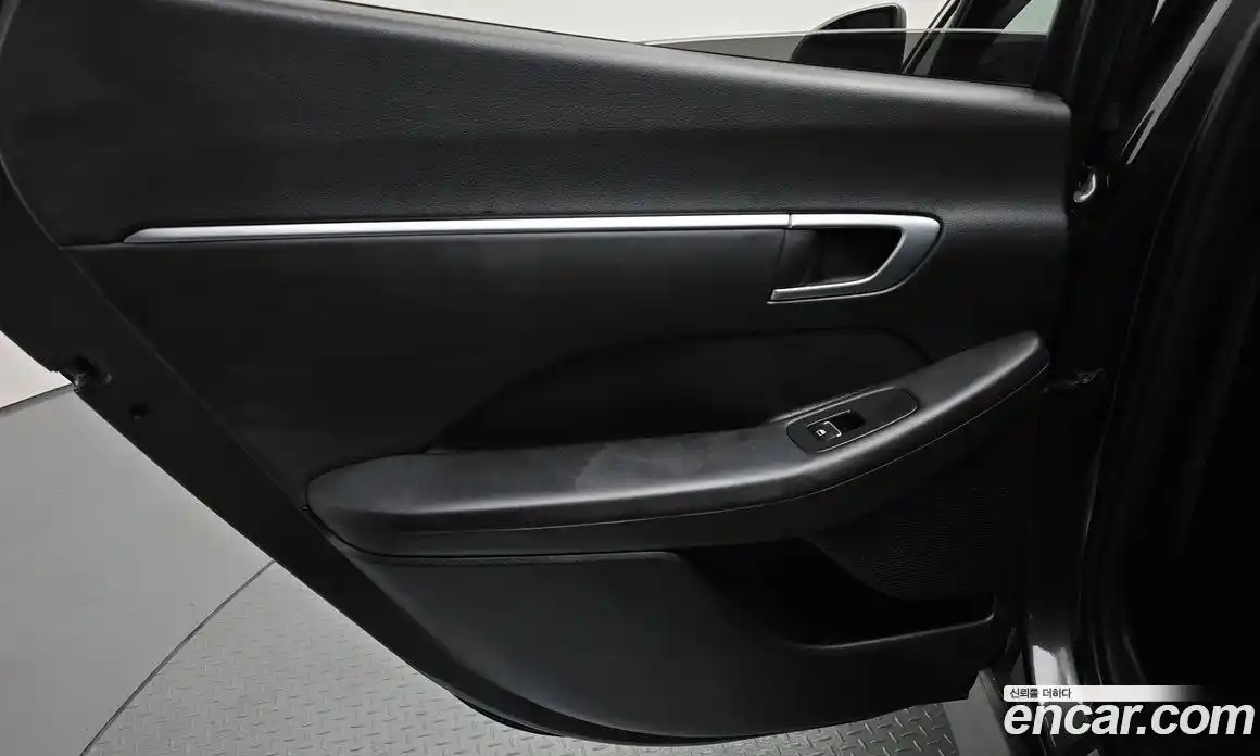 Hyundai Sonata 2019 2.0 автомат (гидро), фото 15