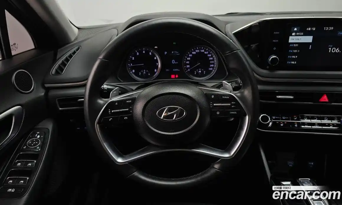 Hyundai Sonata 2019 2.0 автомат (гидро), фото 19