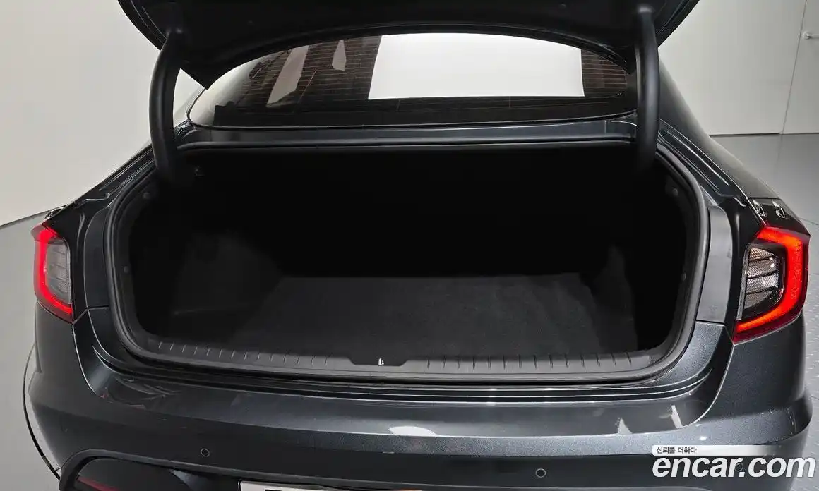 Hyundai Sonata 2019 2.0 автомат (гидро), фото 29