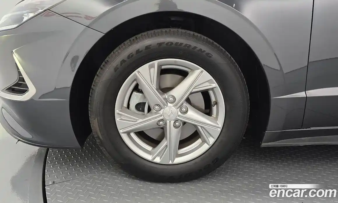 Hyundai Sonata 2019 2.0 автомат (гидро), фото 5