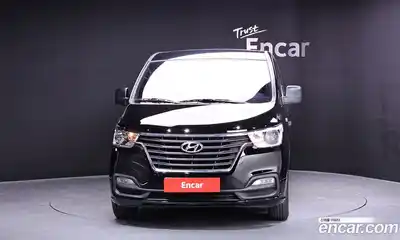 Hyundai Starex 2018 2.5 автомат (гидро), миниатюра 3